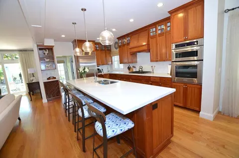 135 E Ave, Coronado, CA 92118 photo 3