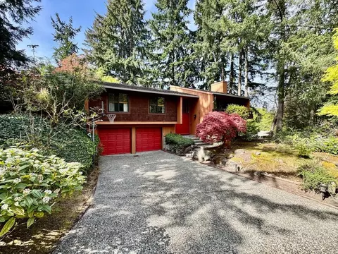 15130 SE 47th Pl, Bellevue, WA 98006