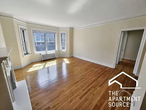 936 Judson Ave #W3, Evanston, IL 60202
