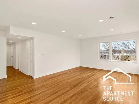 1100 Church St #602, Evanston, IL 60201