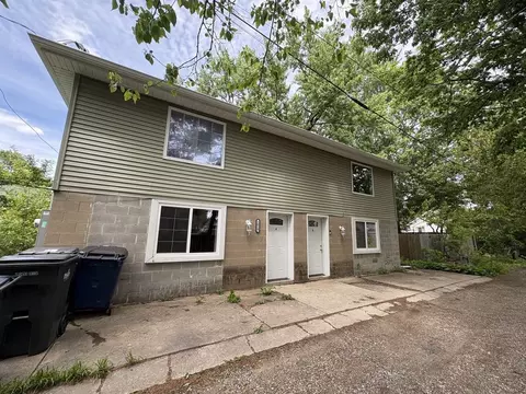 1020 Fall Ave, Pekin, IL 61554