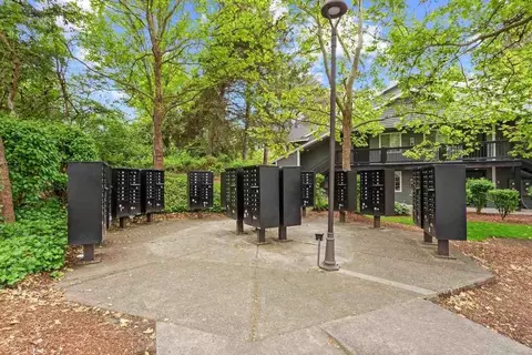 4800 SW Mueller Dr, Beaverton, OR 97078