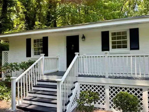 1209 Roosevelt Dr, Chapel Hill, NC 27514