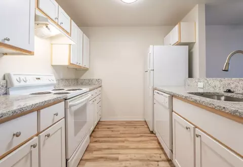 303 NE 16th Ave #324, Portland, OR 97232