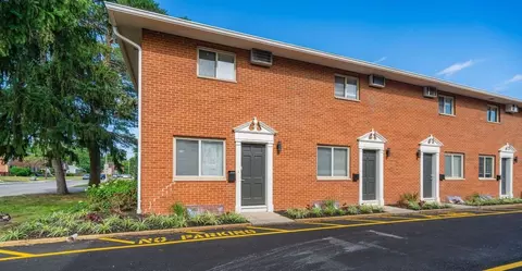 656 Riverview Dr #B, Columbus, OH 43202