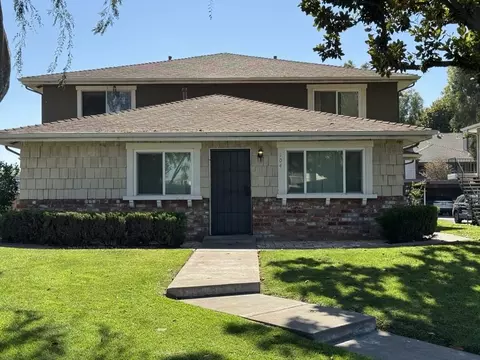 104 Sinclair Ave, Upland, CA 91786