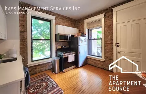 3765 N Kenmore Ave #2E, Chicago, IL 60613