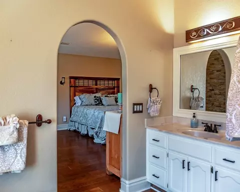 440 Mountain Shadows Dr #NA, Sedona, AZ 86336