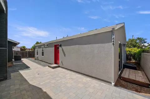 7446 Ashford Pl, San Diego, CA 92111