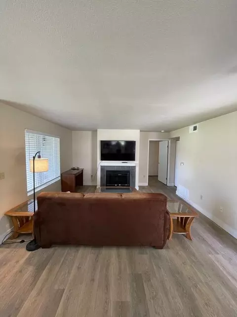 604 N Columbia Center Blvd #1505665P, Kennewick, WA 99336
