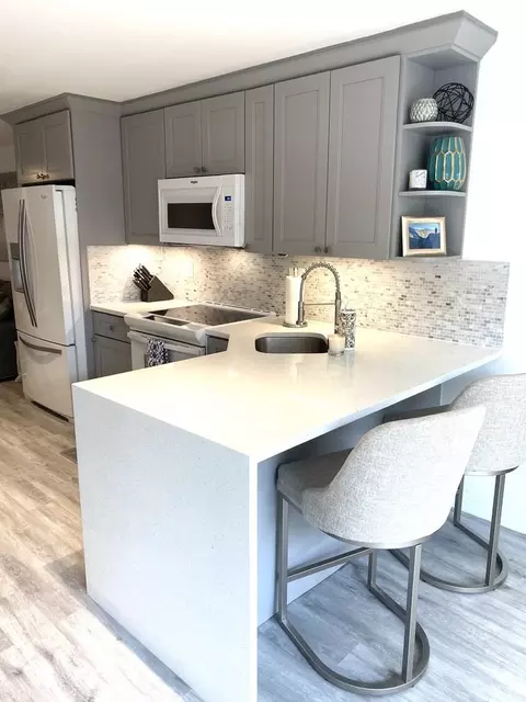 1910 NE 5th St #8, Deerfield Beach, FL 33441