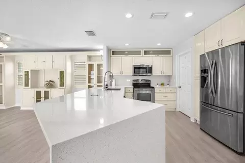 1343 Lake Breeze Dr, Wellington, FL 33414