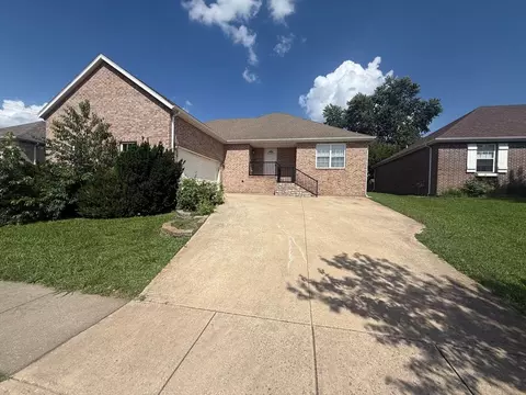 1116 N Arlington St, Nixa, MO 65714