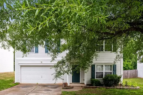 4024 Larkhaven Village Dr, Charlotte, NC 28215