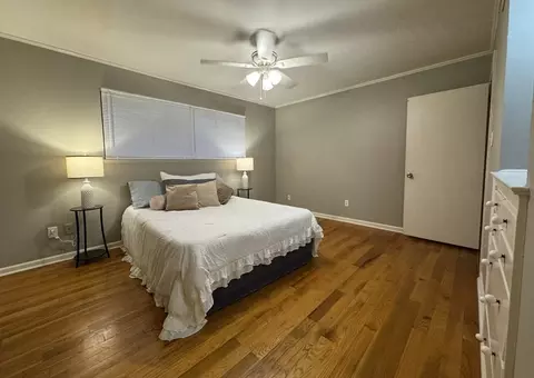 214 Sunny Ln, Lafayette, LA 70506