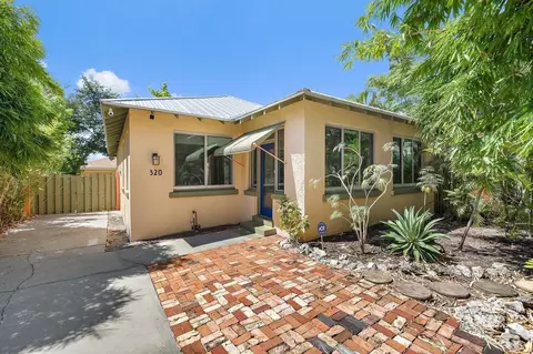 320 Ohio Pl, Sarasota, FL 34236
