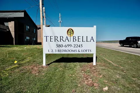 4040 NW Ozmun Ave #4040C, Lawton, OK 73505