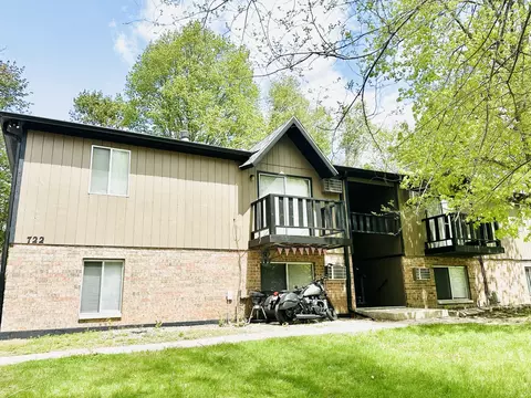 722 Buchanan Ave #2, Kalamazoo, MI 49008