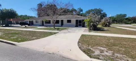 1827 24th St, Vero Beach, FL 32960