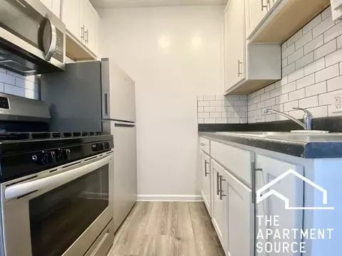 4241 N Kenmore Ave #110, Chicago, IL 60613