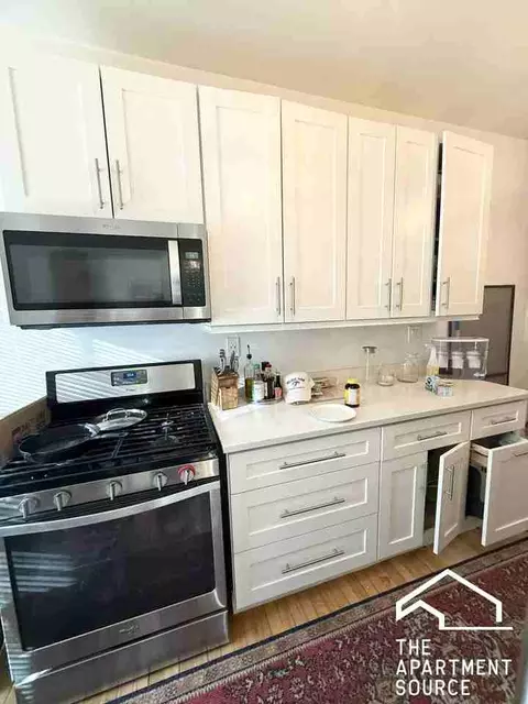 824 W Wrightwood Ave #1, Chicago, IL 60614
