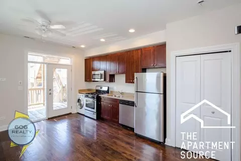 649 W Deming Pl #3F, Chicago, IL 60614