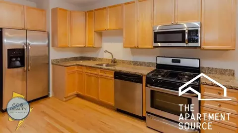 3349 N Clark St #3SE, Chicago, IL 60657