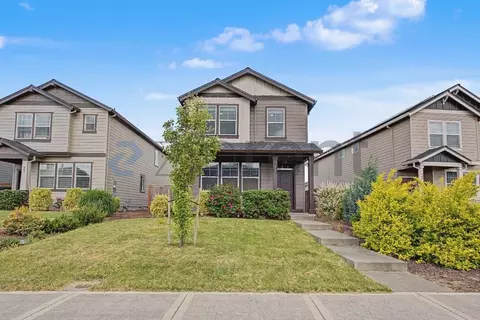 555 Stoller St, Woodburn, OR 97071