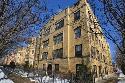 4303 N Francisco Ave #3, Chicago, IL 60618