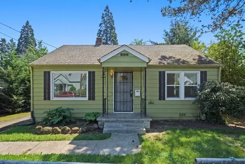 6044 SE Henderson St, Portland, OR 97206