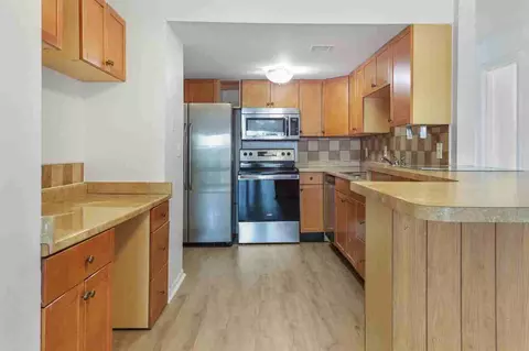 3461 Clark Rd, Sarasota, FL 34231