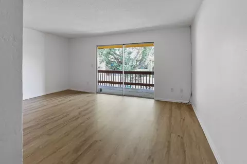 3461 Clark Rd, Sarasota, FL 34231
