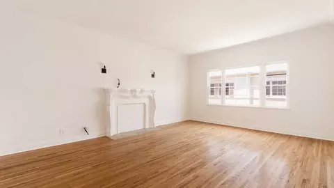 1056 S Genesee Ave #4, Los Angeles, CA 90019