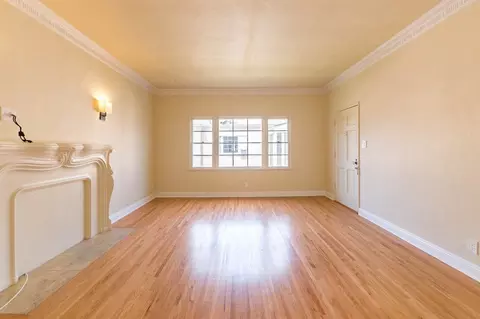 1056 S Genesee Ave #4, Los Angeles, CA 90019