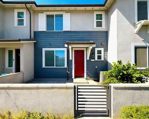 4036 E Peony Paseo #9, Ontario, CA 91761