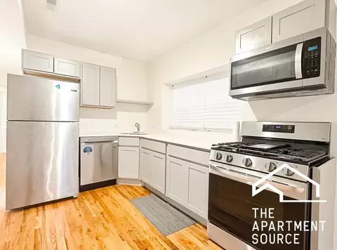 1638 W 18th Pl #1R, Chicago, IL 60608