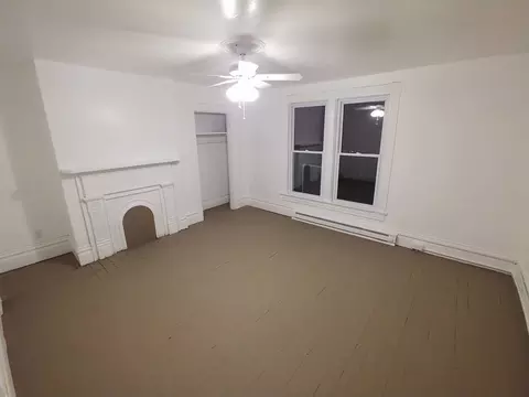 640 Lillian St, Pittsburgh, PA 15210