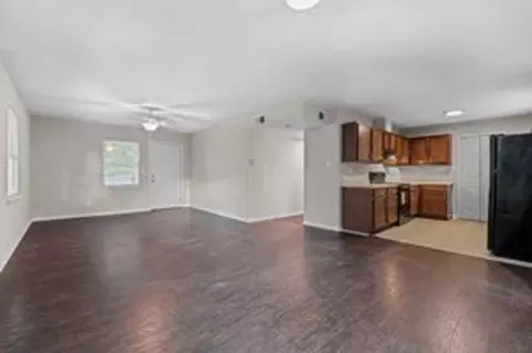 713 Grantland Dr, Raleigh, NC 27610