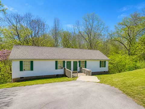 804 Forest Dale Ln #A, Hixson, TN 37343