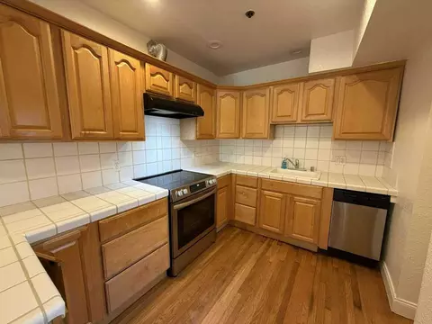 988 Potrero Ave #C, San Francisco, CA 94110