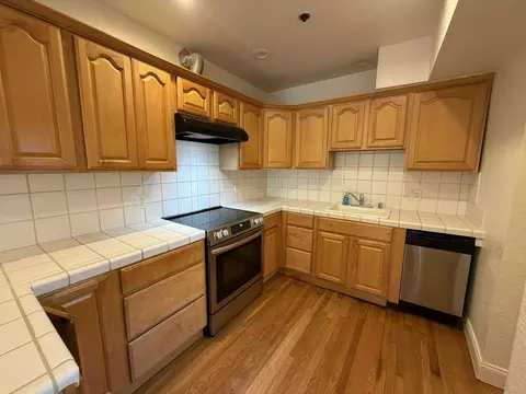 988 Potrero Ave #C, San Francisco, CA 94110