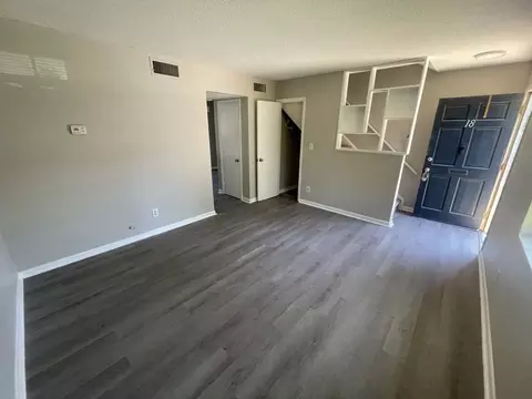 120 Byrum St #18, Cary, NC 27511