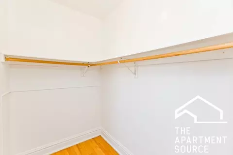 7542 Adams St #205, Forest Park, IL 60130