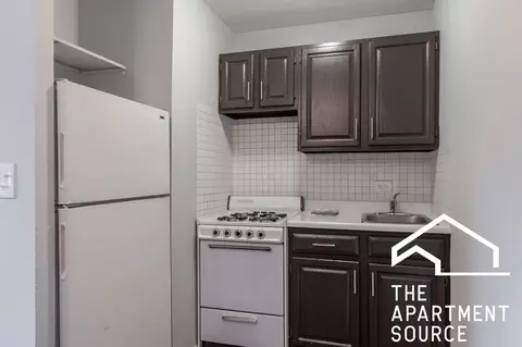 4547 N Dover St #2H, Chicago, IL 60640