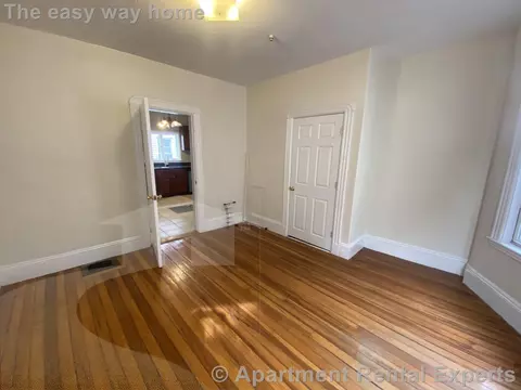 30 Lawrence St #2, Everett, MA 02149