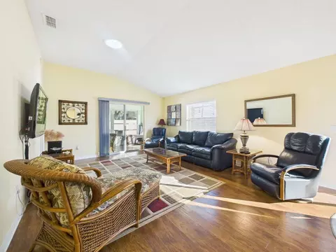 613 Enconto St #1525268P, The Villages, FL 32159
