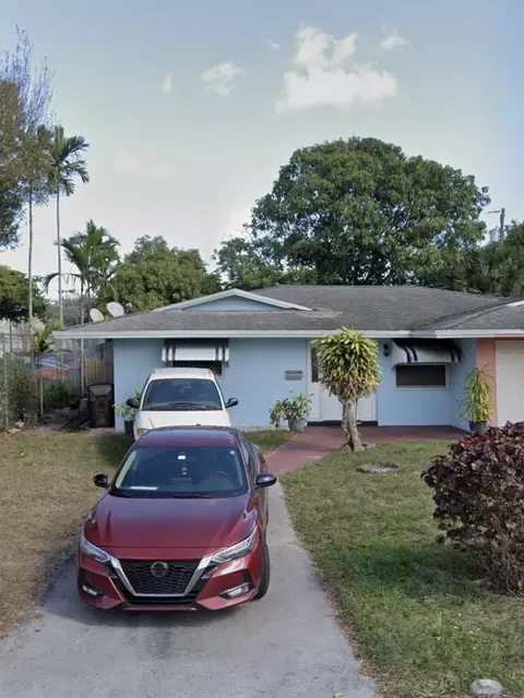3030 NW 43rd Ave #3030A, Lauderdale Lakes, FL 33313
