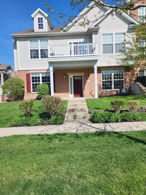 2690 Gardenia Ave #1, Beavercreek, OH 45431