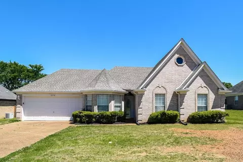 12778 Fox Hunter Dr, Olive Branch, MS 38654
