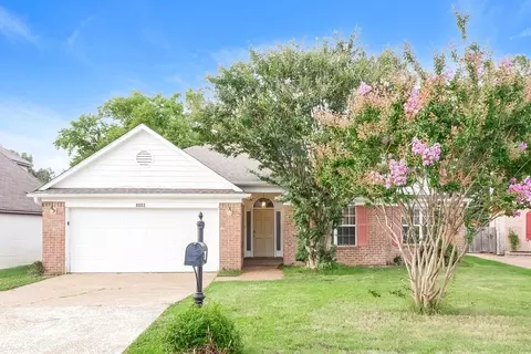 8652 Sunnyvale St N, Cordova, TN 38018